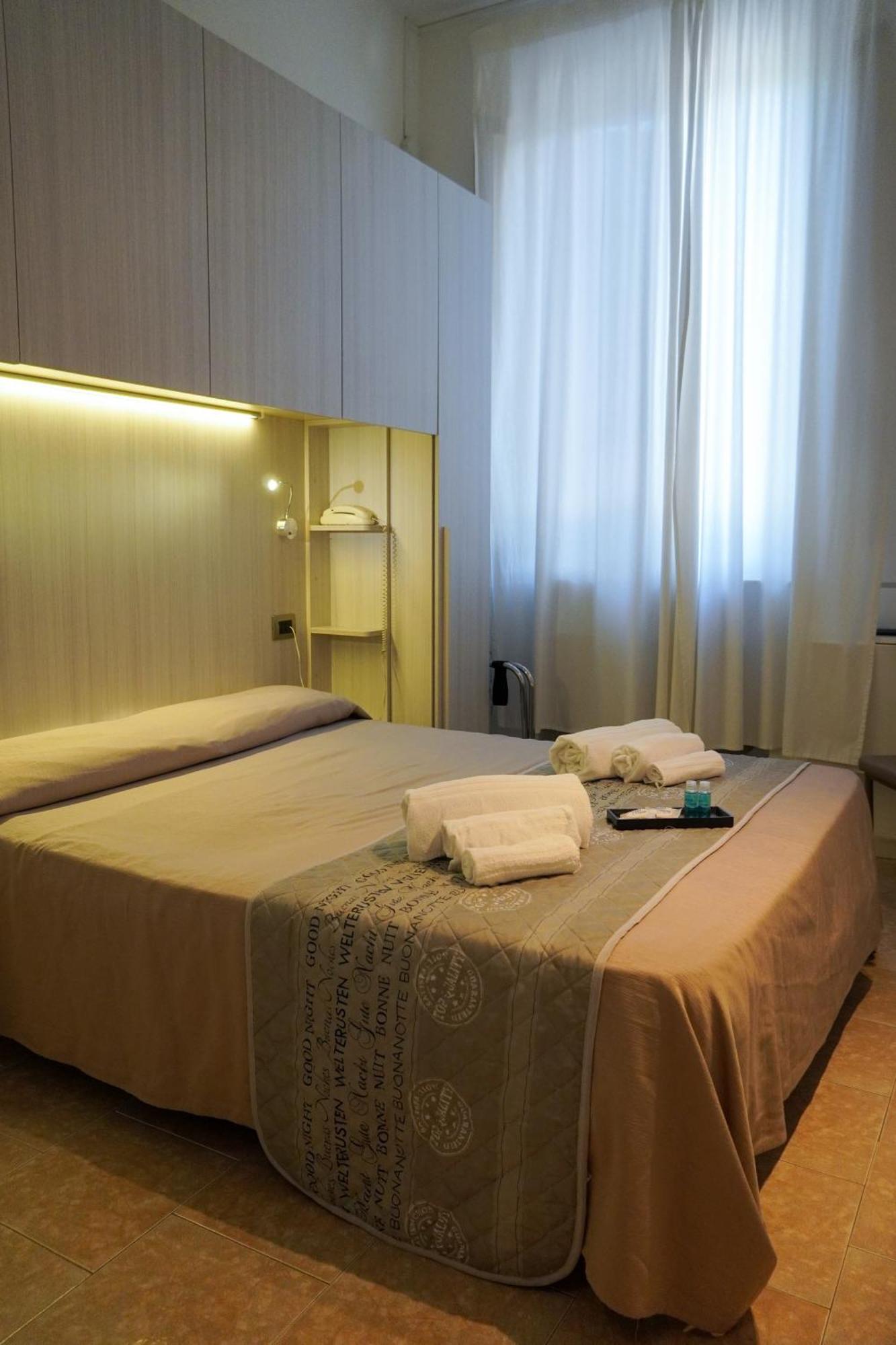 Hotel Cilene Виареджо Экстерьер фото