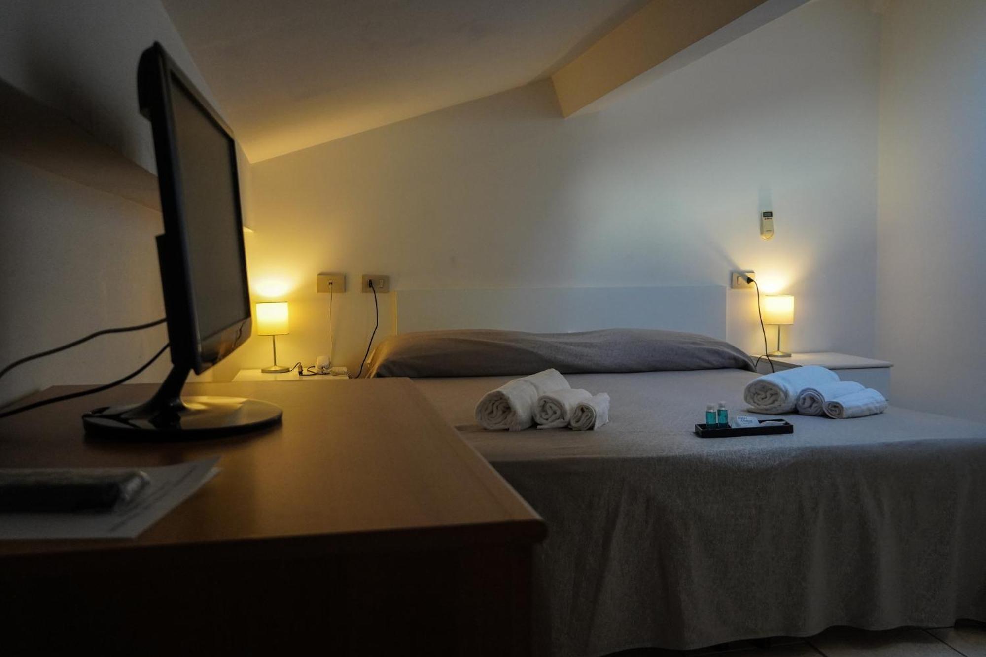 Hotel Cilene Виареджо Экстерьер фото