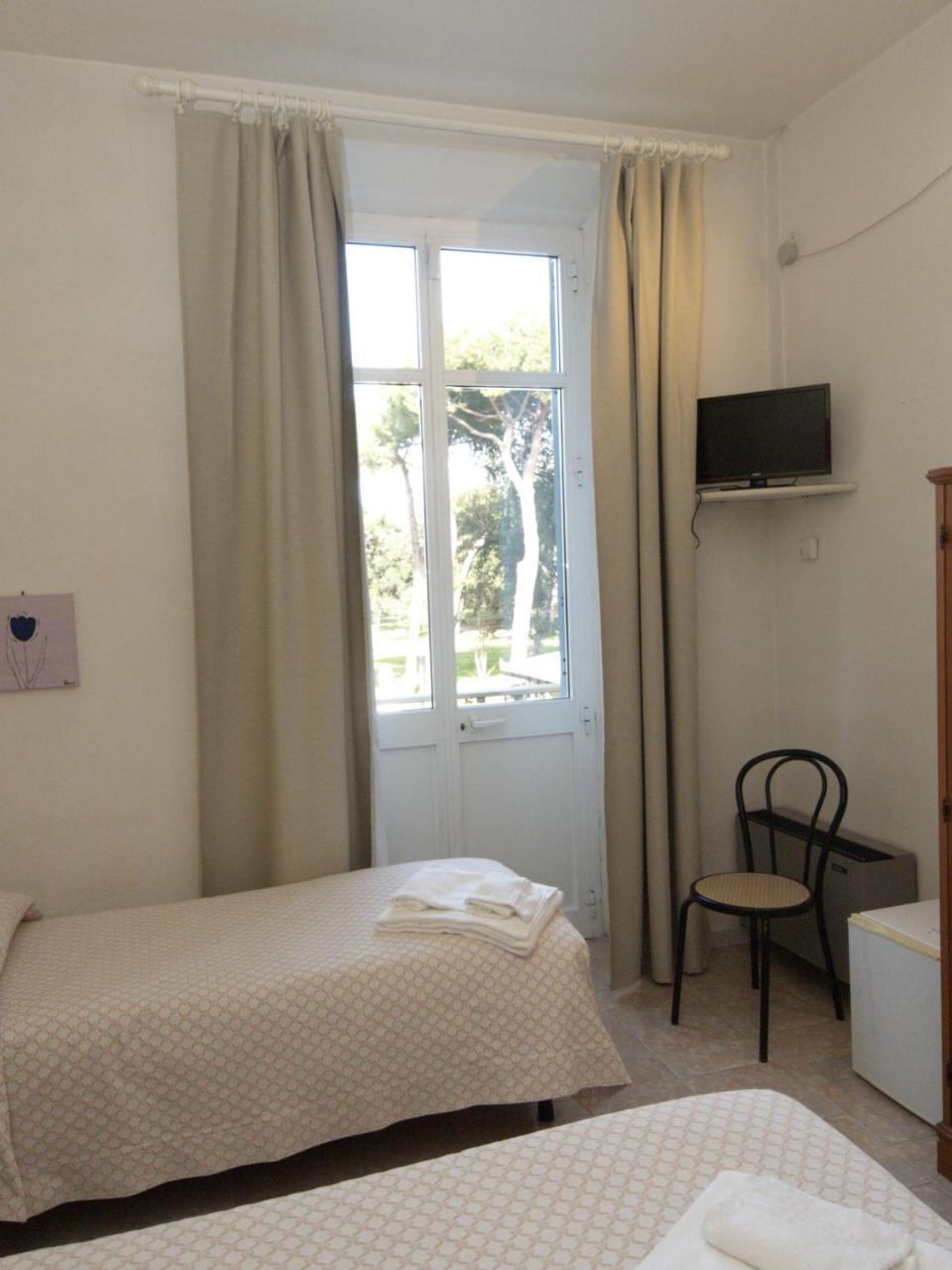 Hotel Cilene Виареджо Экстерьер фото