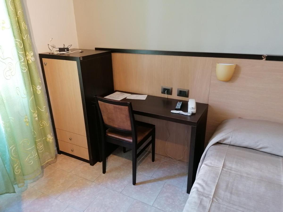 Hotel Cilene Виареджо Экстерьер фото